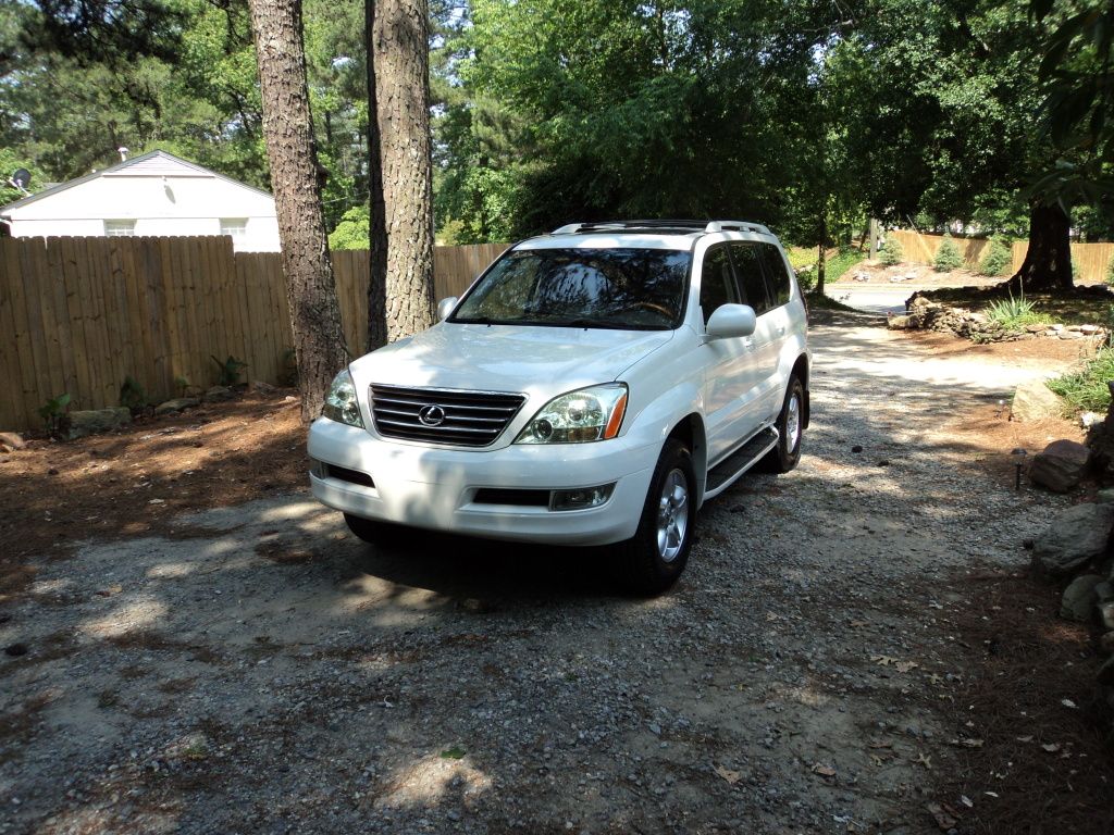 GA 2005 White Lexus GX470 – 112K Miles – Navigation - $21,000